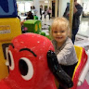 Meet your Posher, Lisa